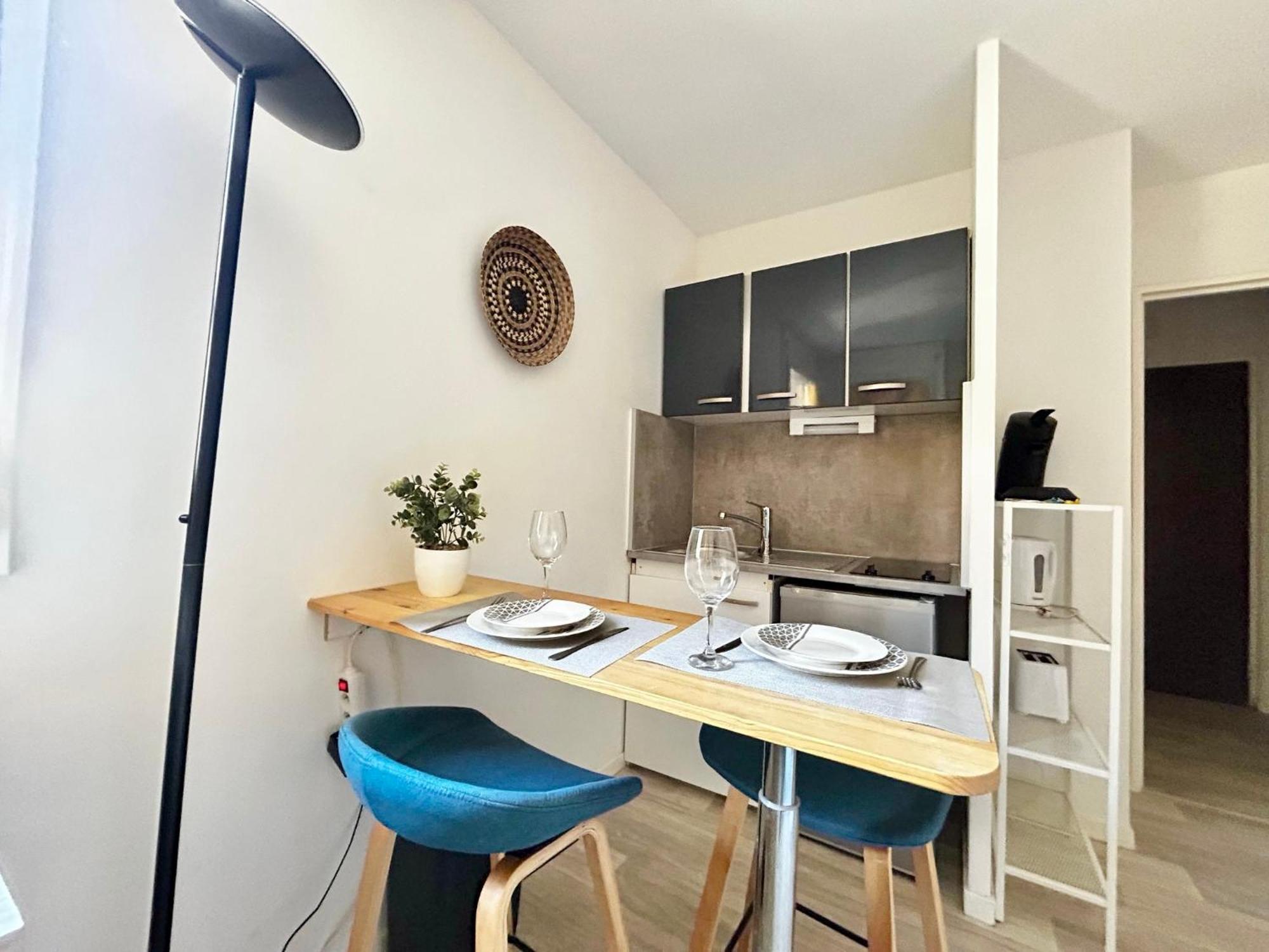 L'Emailleur Studio Cosy Et Tout Equipe Λιμόζ Εξωτερικό φωτογραφία